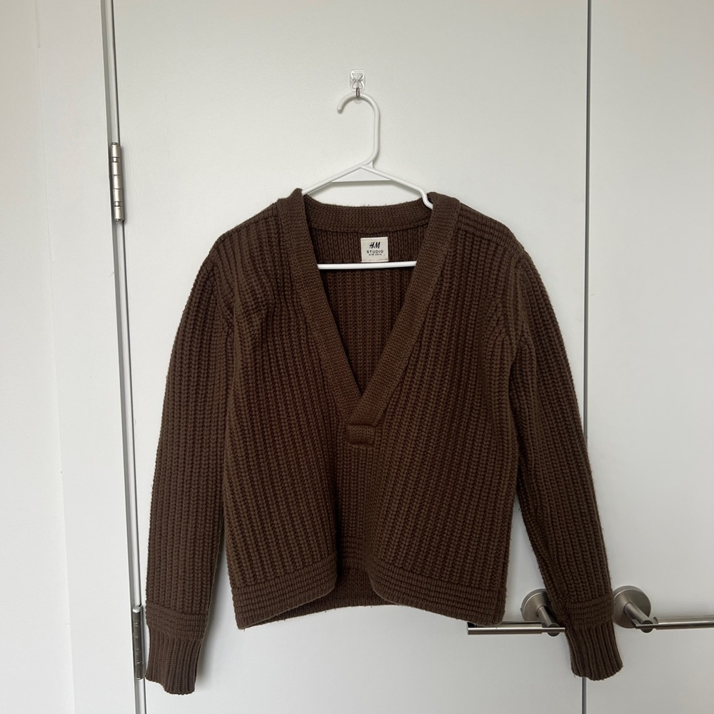 100% Wool Women's Olive Sweater